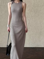Retro-Style Sleeveless Dress - PAINEVIDA