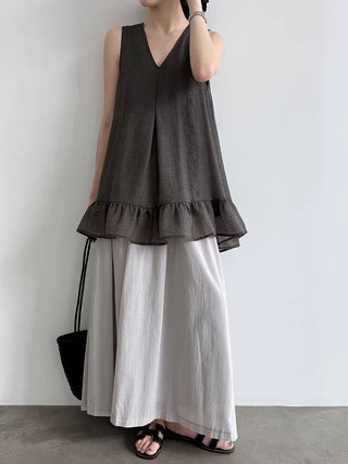 V-neck, Tie-Up, Ruffled Sleeveless Blouse - PAINEVIDA