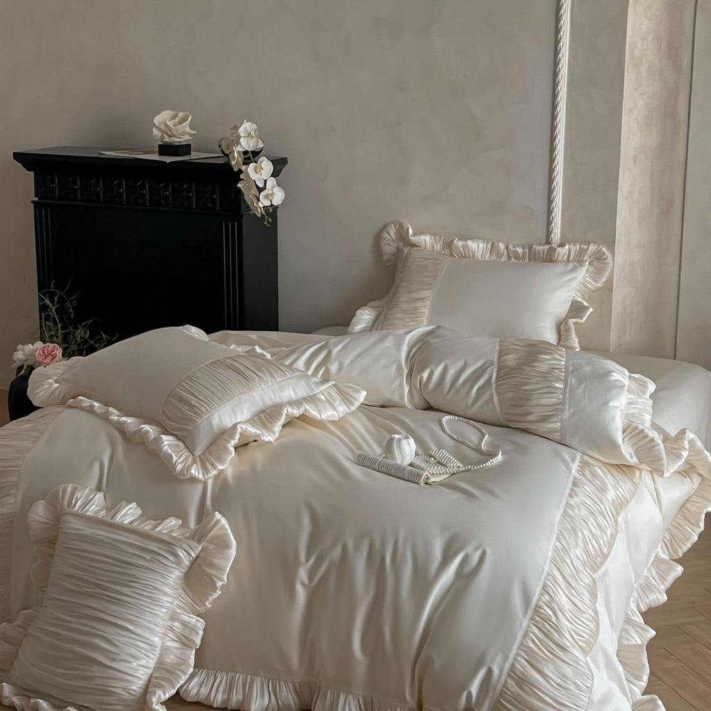 Silk White French Retro Cotton Four-piece Bedding Set