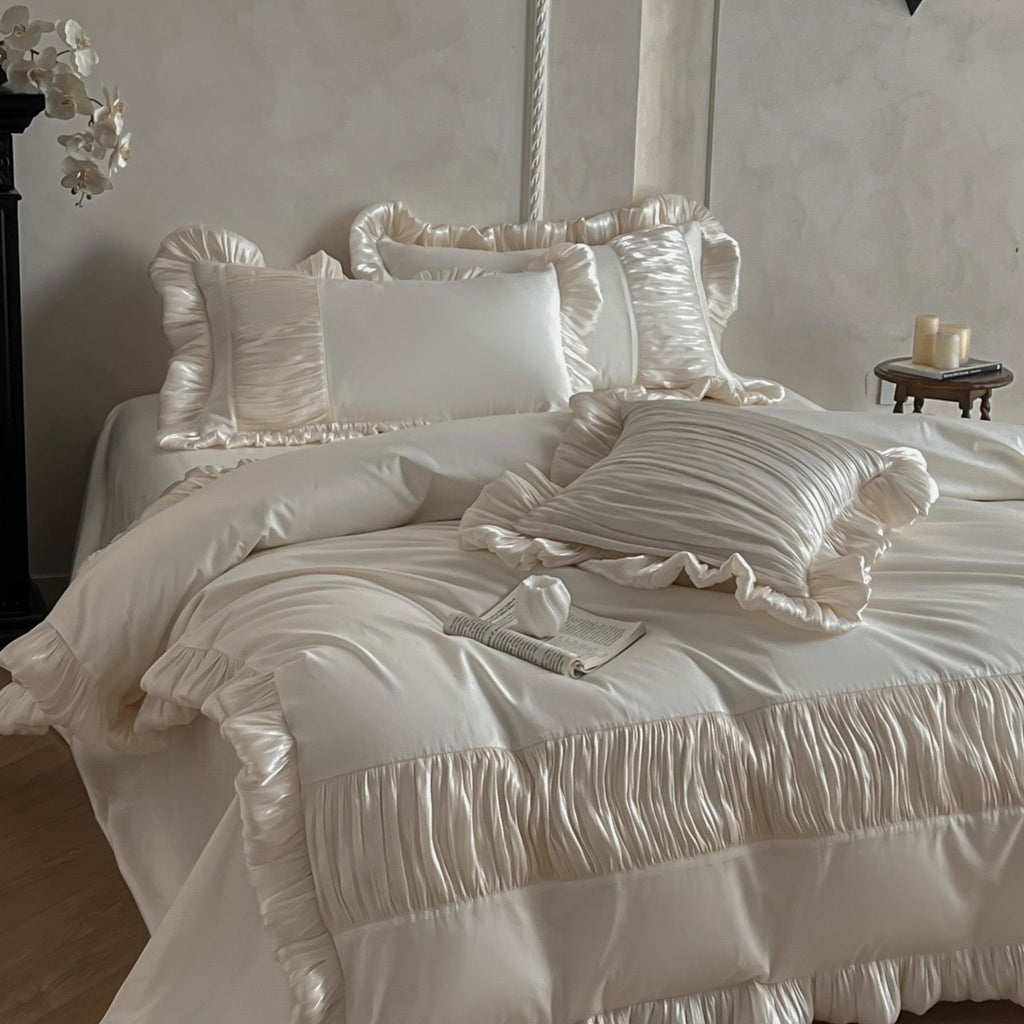 Silk White French Retro Cotton Four-piece Bedding Set