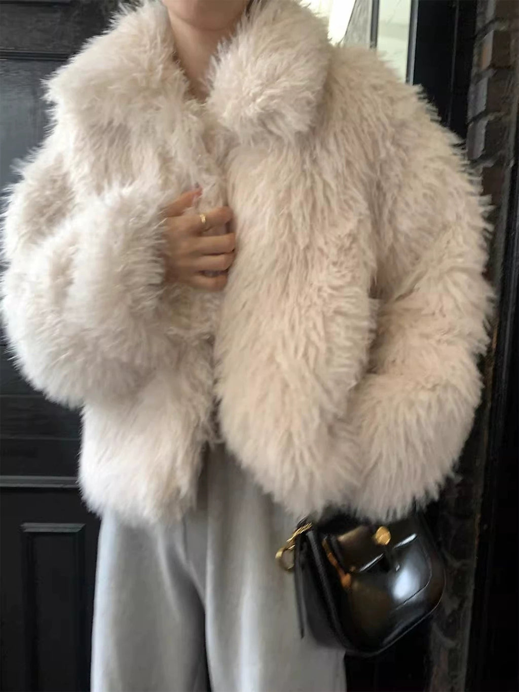 Warm Lamb Wool Coat by painevida