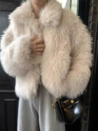 Warm Lamb Wool Coat by painevida