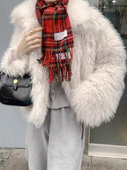 Warm Lamb Wool Coat by painevida