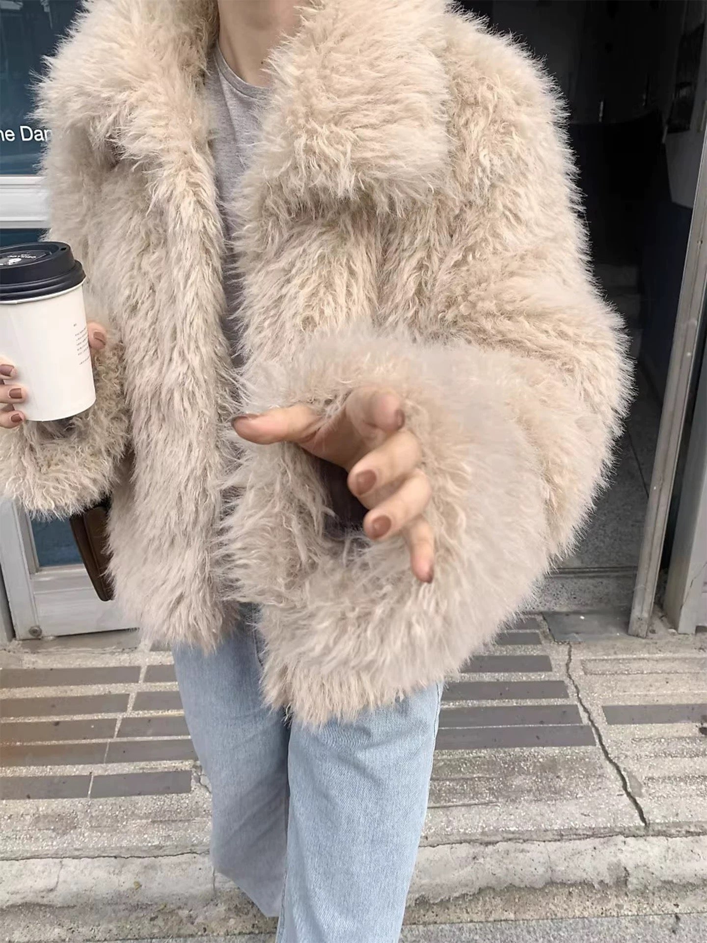 Warm Lamb Wool Coat by painevida