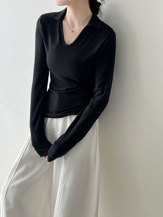 Simple Fit V-neck Basic Shirt by painevida