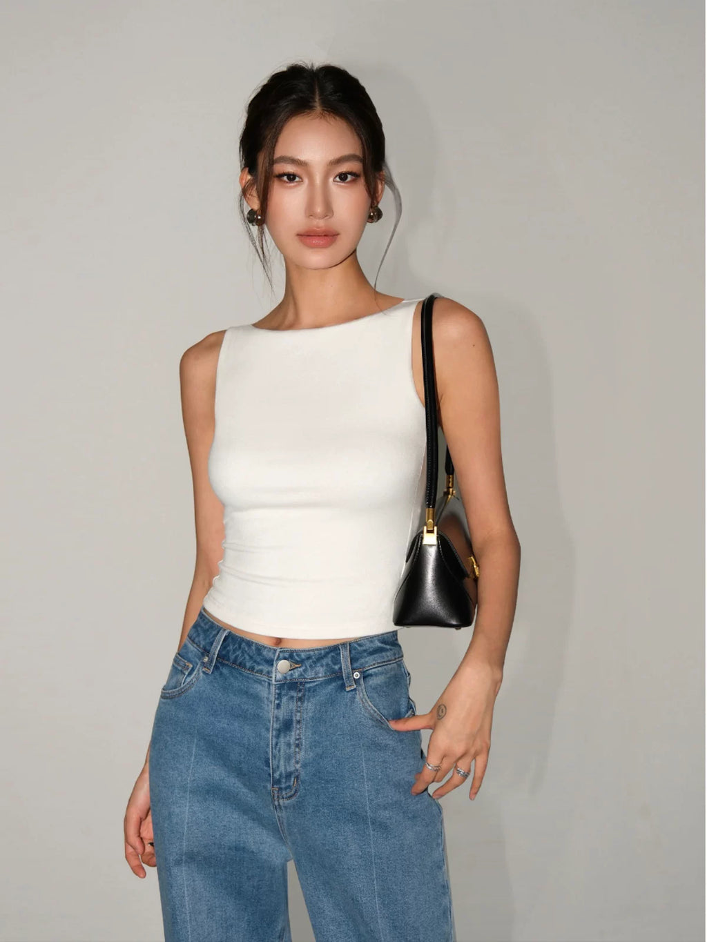 Slim-Fit Sleeveless Tank Top