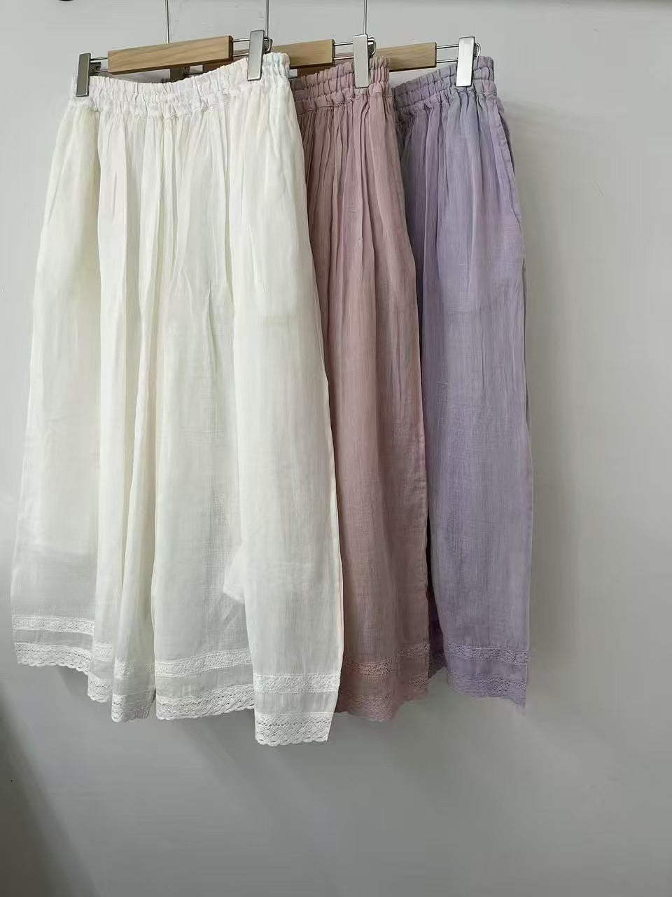 Double-layered Ramie Embroidered Straight-leg Cropped Trousers