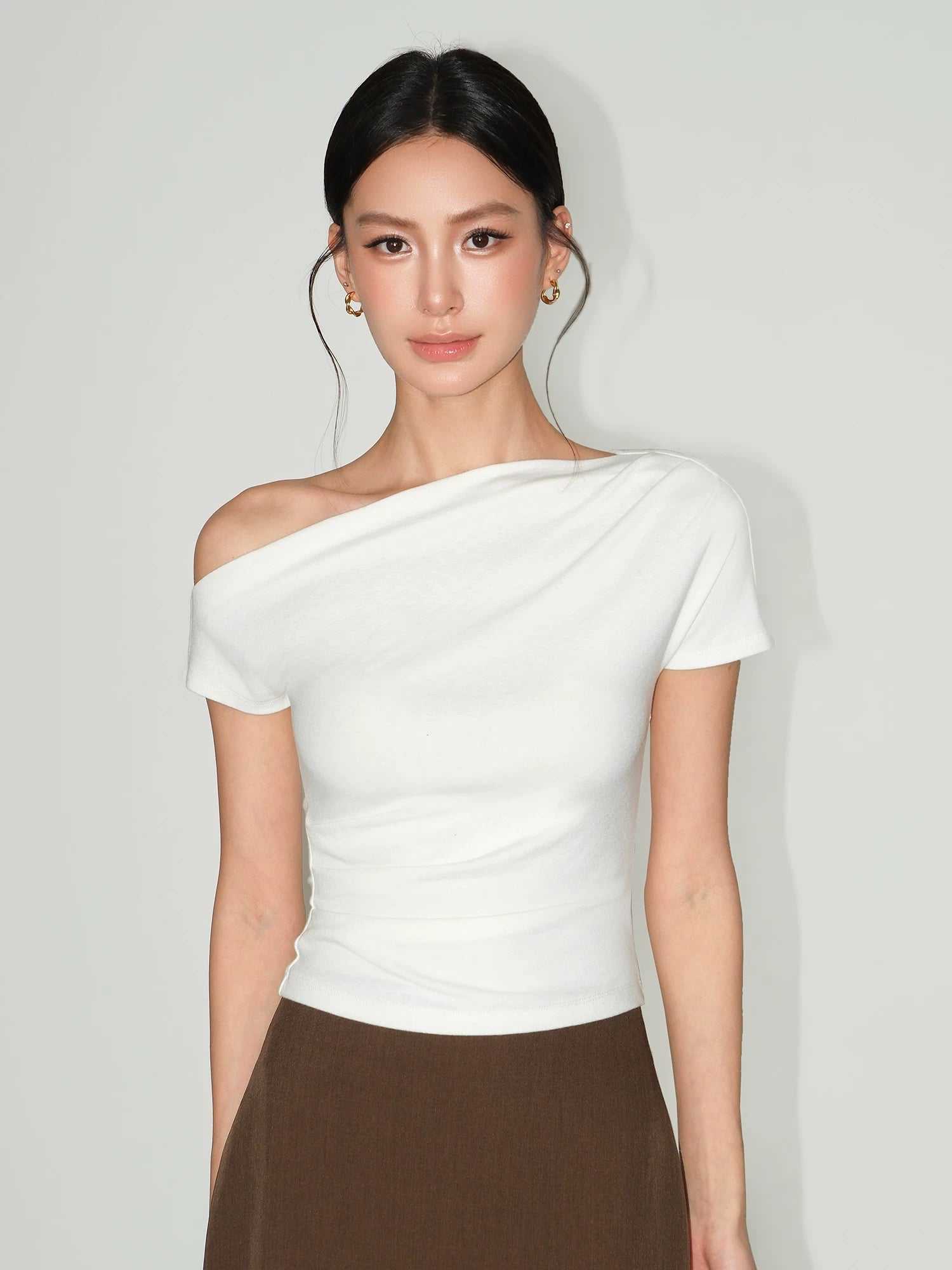 Off-Shoulder Short-Sleeve Top