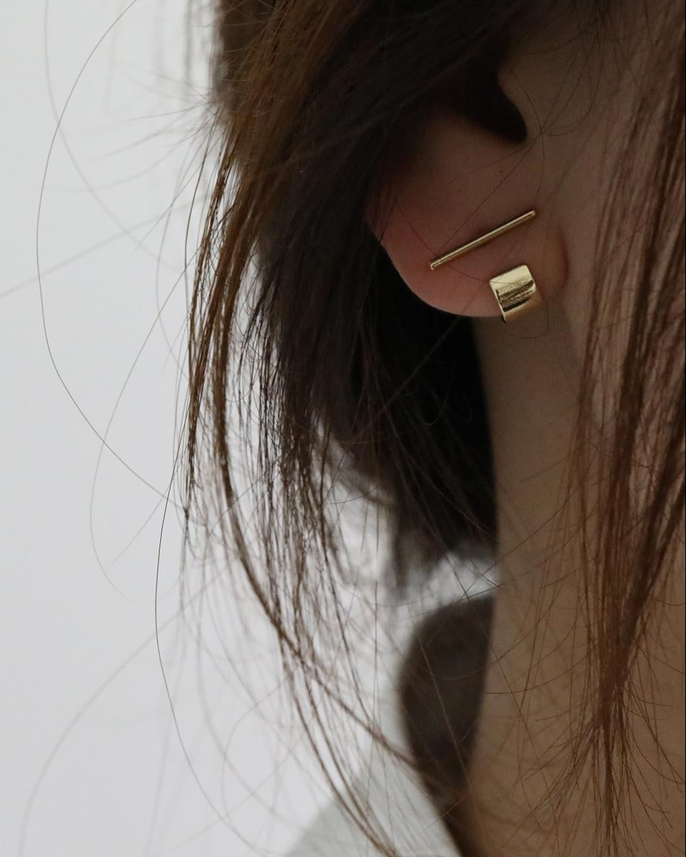 Minimalist Choker Design Simple Earrings